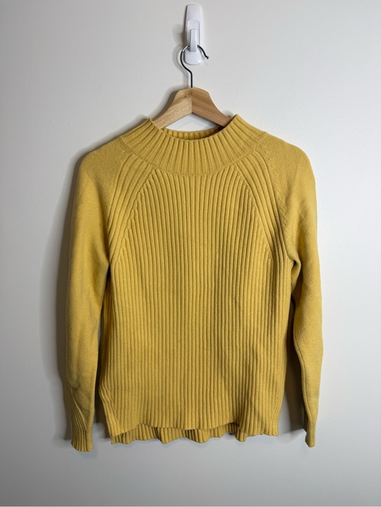 Banana Republic Sweaters - Banana Republic Yellow Ribbed Sweater medium